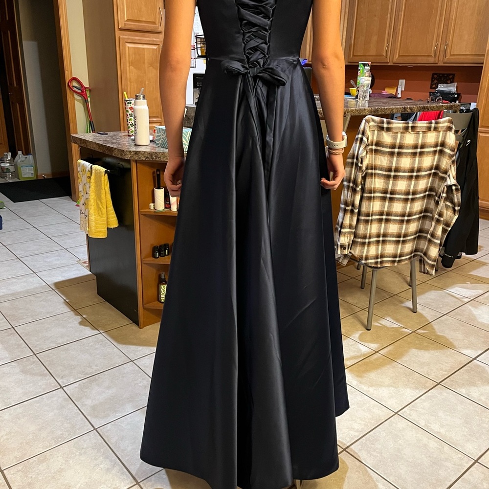 Women's navy blue Spaghetti Strap formal Dress Long with Pockets - Satin - Picture 5 of 7